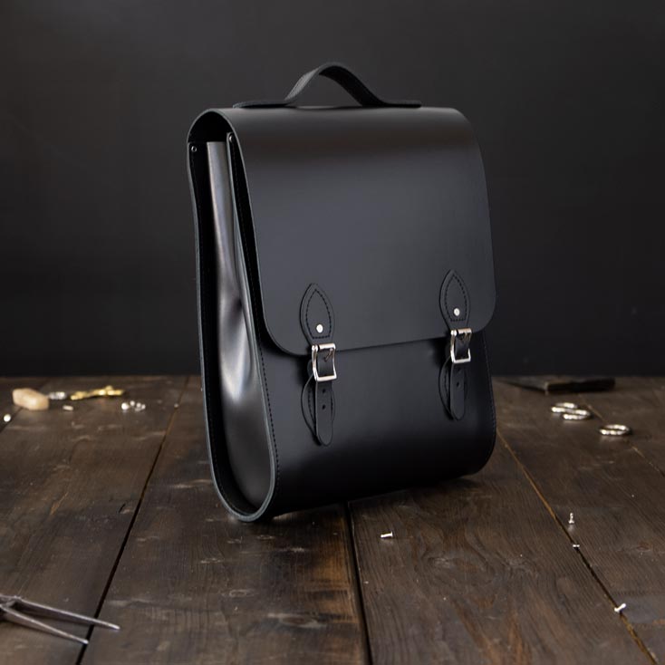 Slimfit Leather Backpack (Windsor)